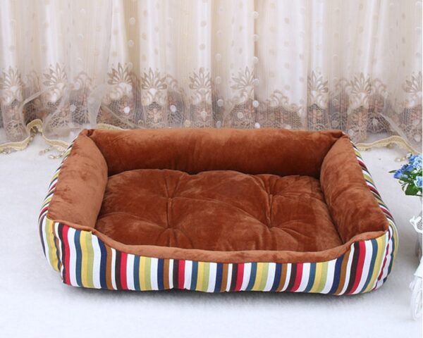 Cozy and Plush Pet Bed