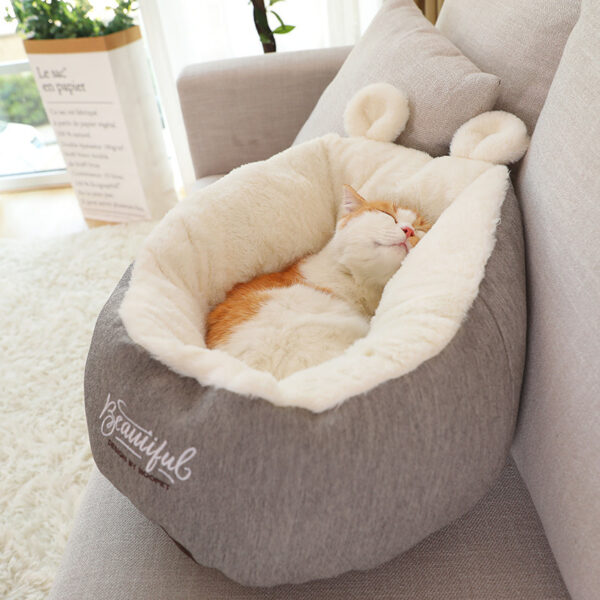 Soft Sleeping Bag for Cats and Small Dogs